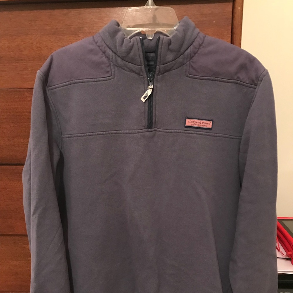 GREAT CONDITION!! Vineyard Vines Shep Shirt!!